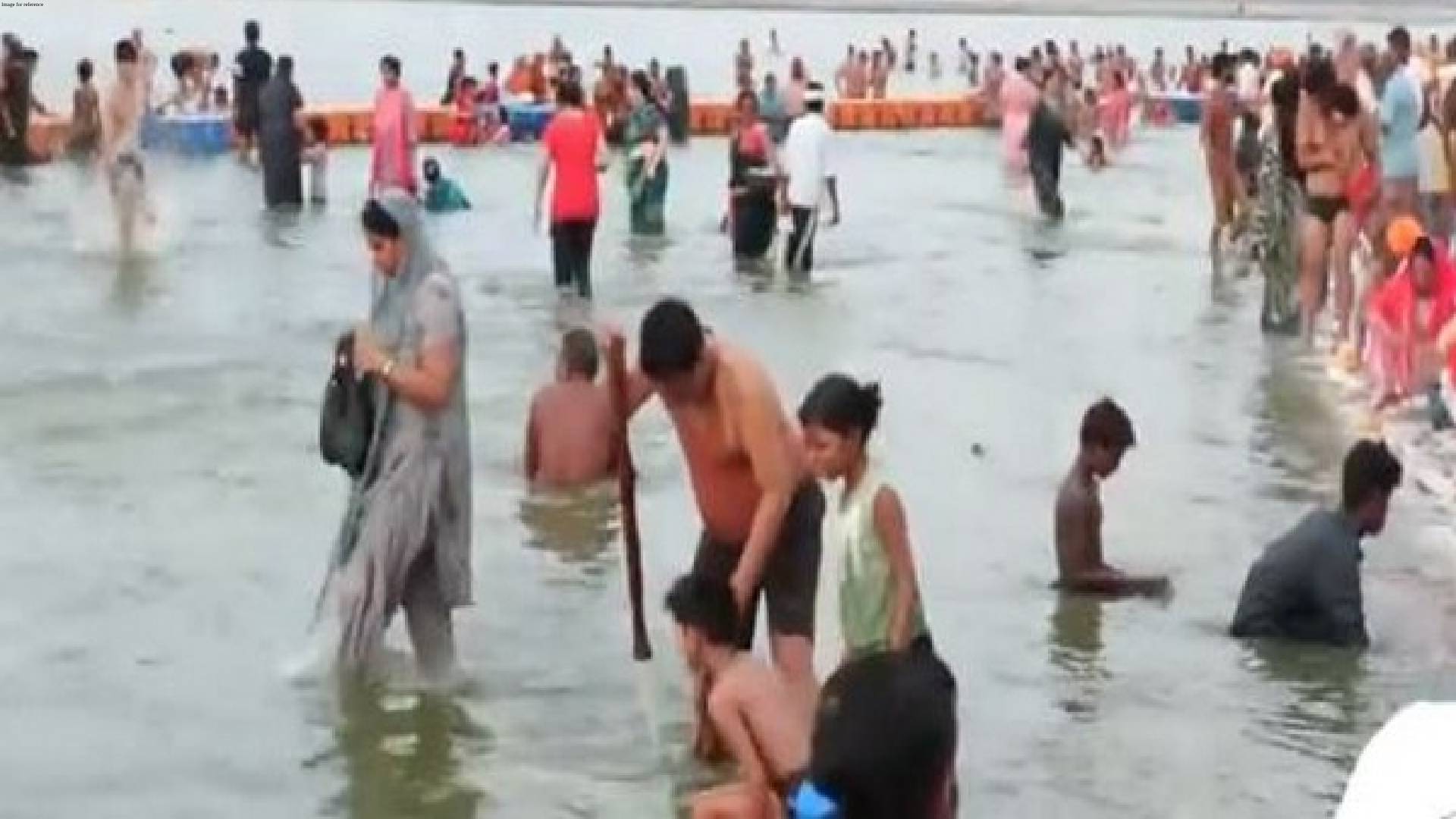 Jyeshtha Purnima: Devotees take holy dip in River Ganga in Uttar Pradesh, Uttarakhand; offer prayers